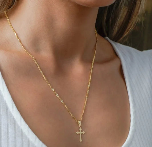 Colgante Cruz Inri Delgada Oro Laminado 18k