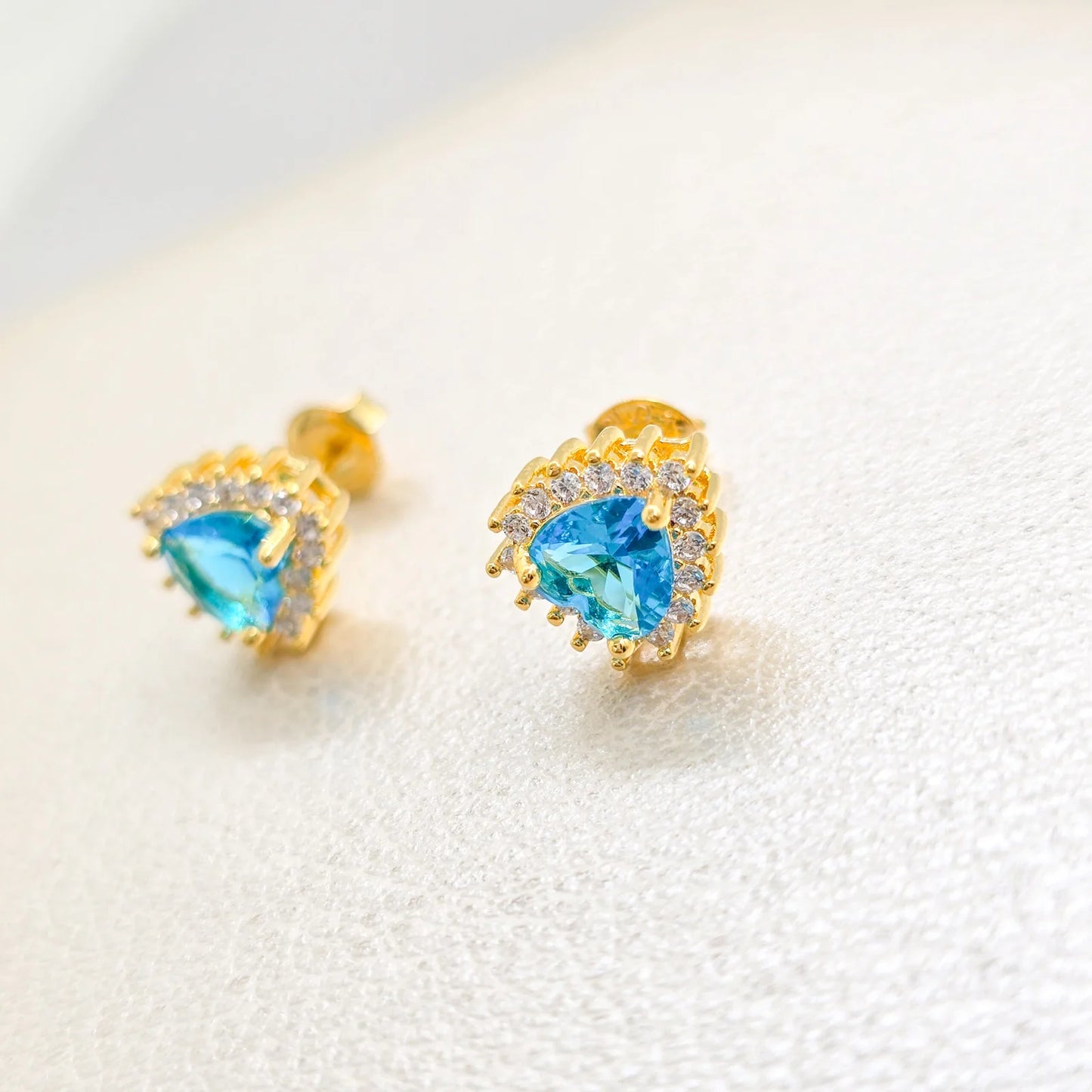 Arete Bondi Heart Oro Laminado 18k