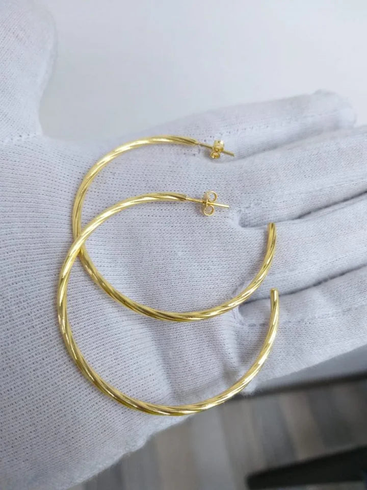Arete Candonga Espiral Mediana Oro Laminado 18k