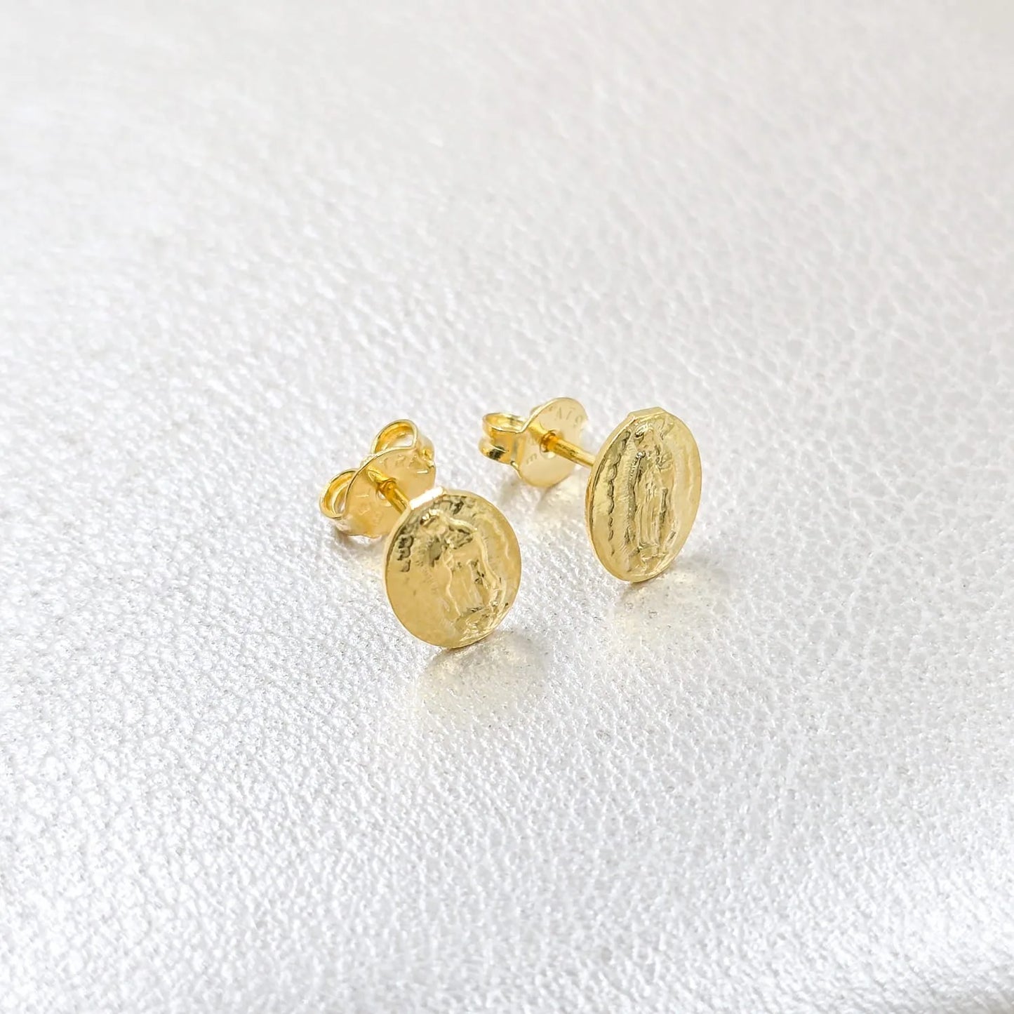 Arete Virgen Guadalupe Oro Laminado 18k