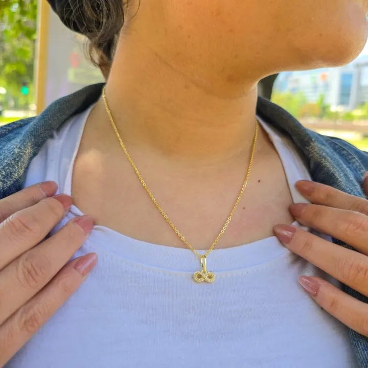 Cadena Aros Y Colgante Infinito Con Circonias En Oro Laminado 18k