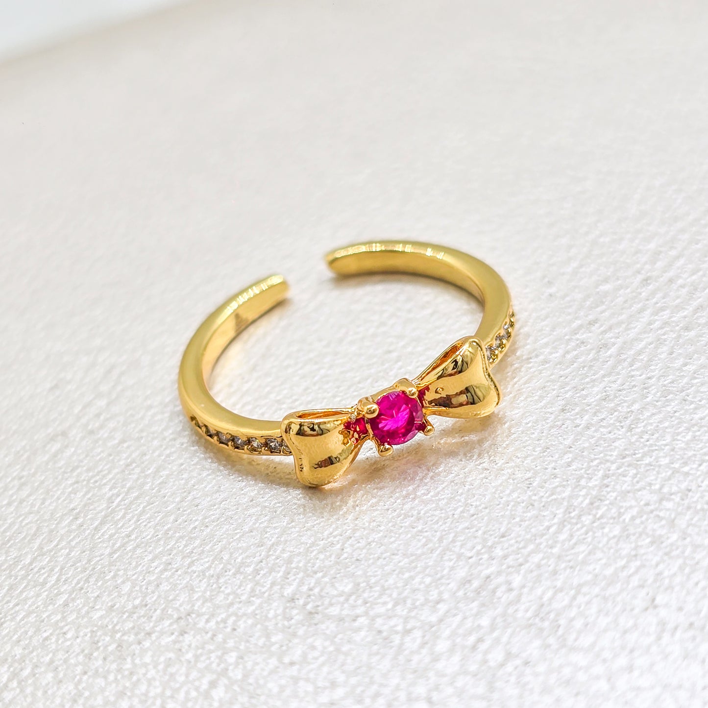 Anillo Scarlet Enchanted Oro Laminado 18k