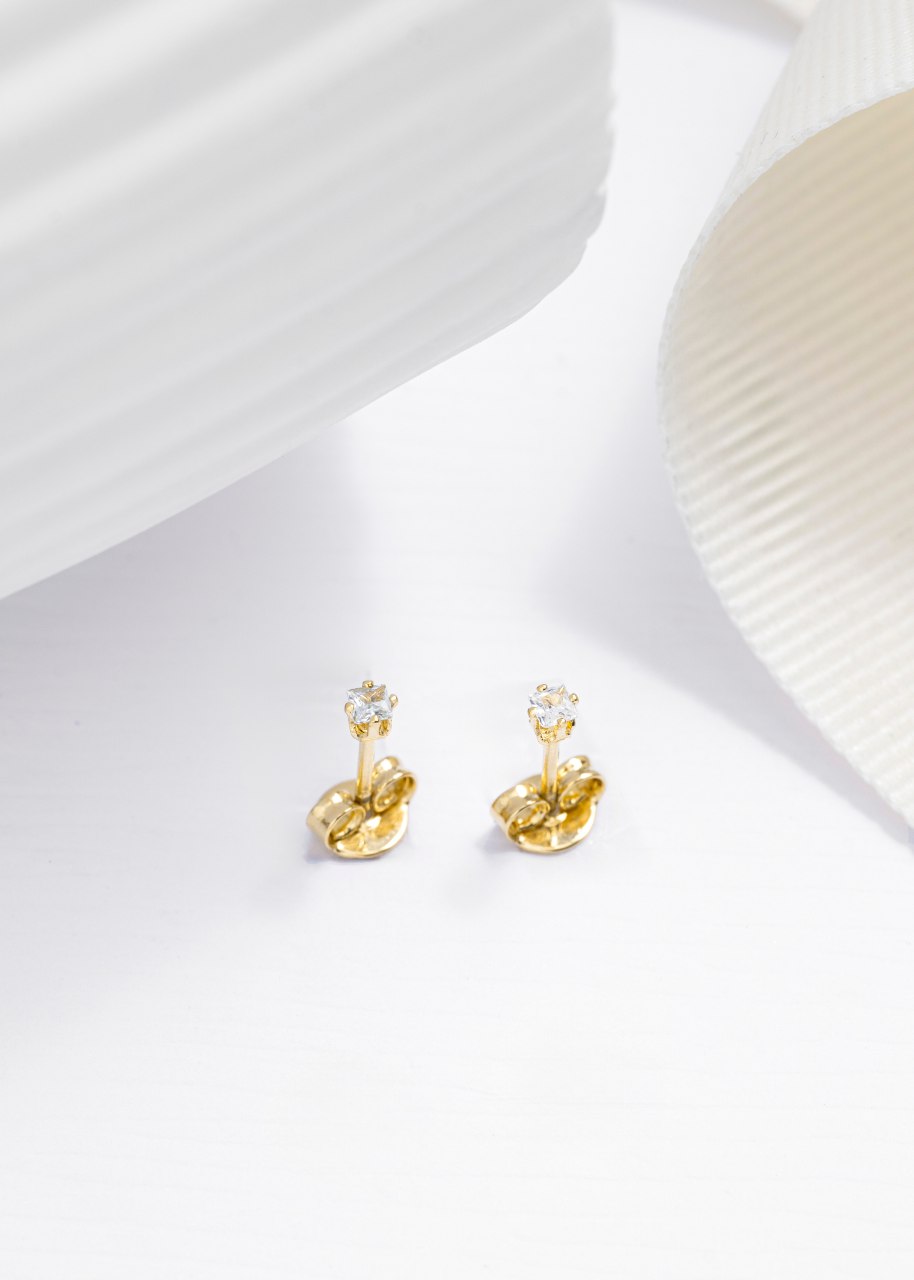 Arete Topo Mini Circón Cuadrado Oro Laminado 18k