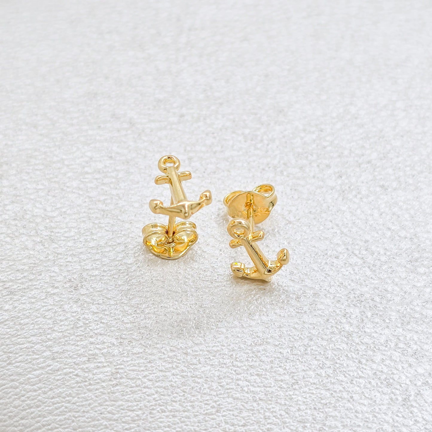 Arete Ancla de Mar Oro Laminado 18k