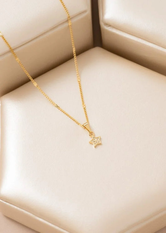 Colgante Little Star Oro Laminado 18k