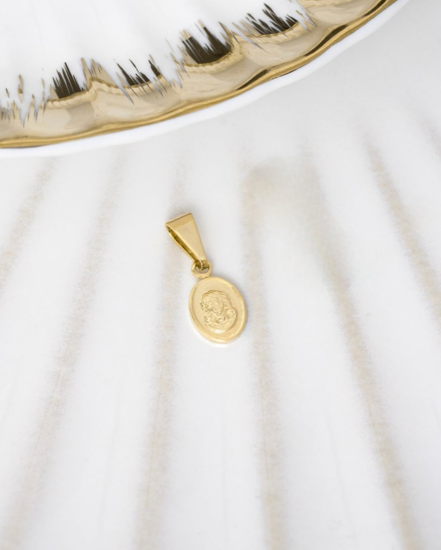 Dije Rostro Mini Oro Laminado 18k