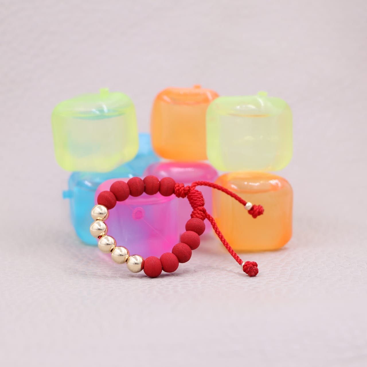 Brazalete Rojo Balín Oro Laminado 18K