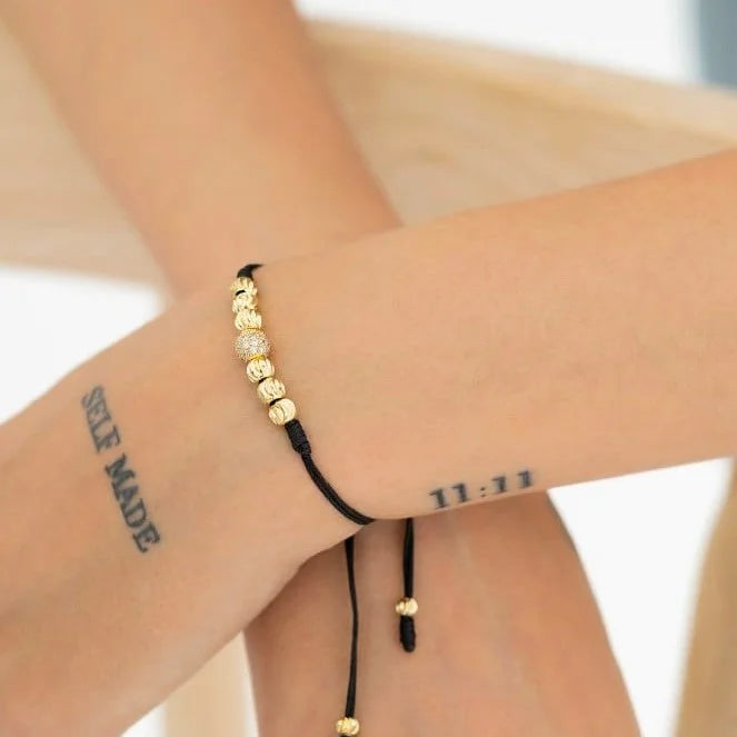 Brazalete Con Bola Circonias Oro Laminado 18K