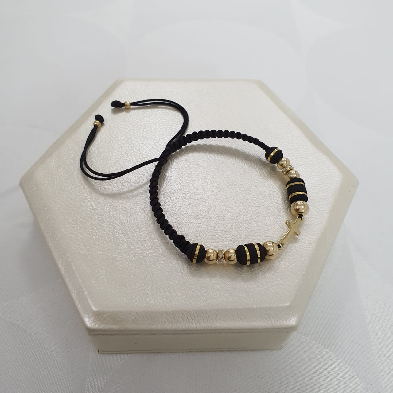 Brazalete Con Herraje Cruz Oro Laminado 18k