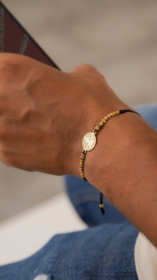Brazalete Con San Benito Oro Laminado 18K