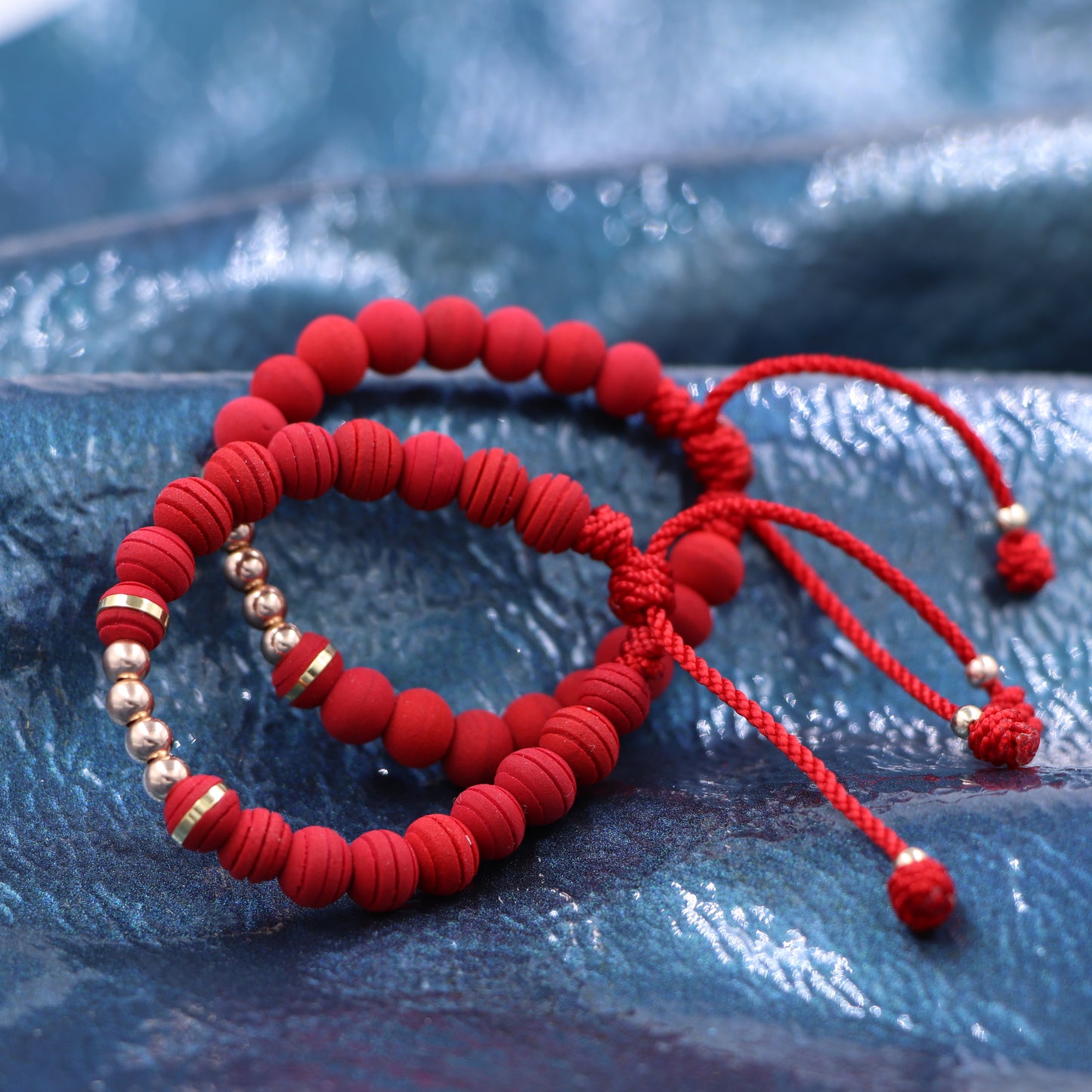 Brazalete Rojo Balín Oro Laminado 18K