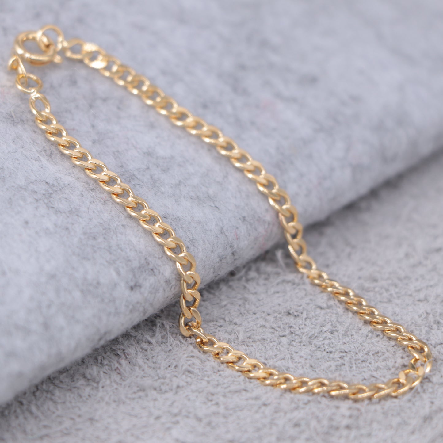 Pulsera Tejido Cubano-Semi Delgado Oro Laminado 18k