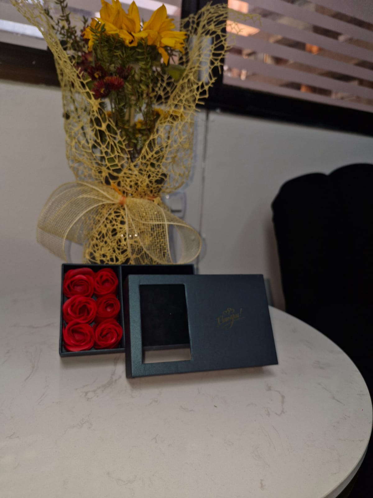 Caja De Rosas Deluxe
