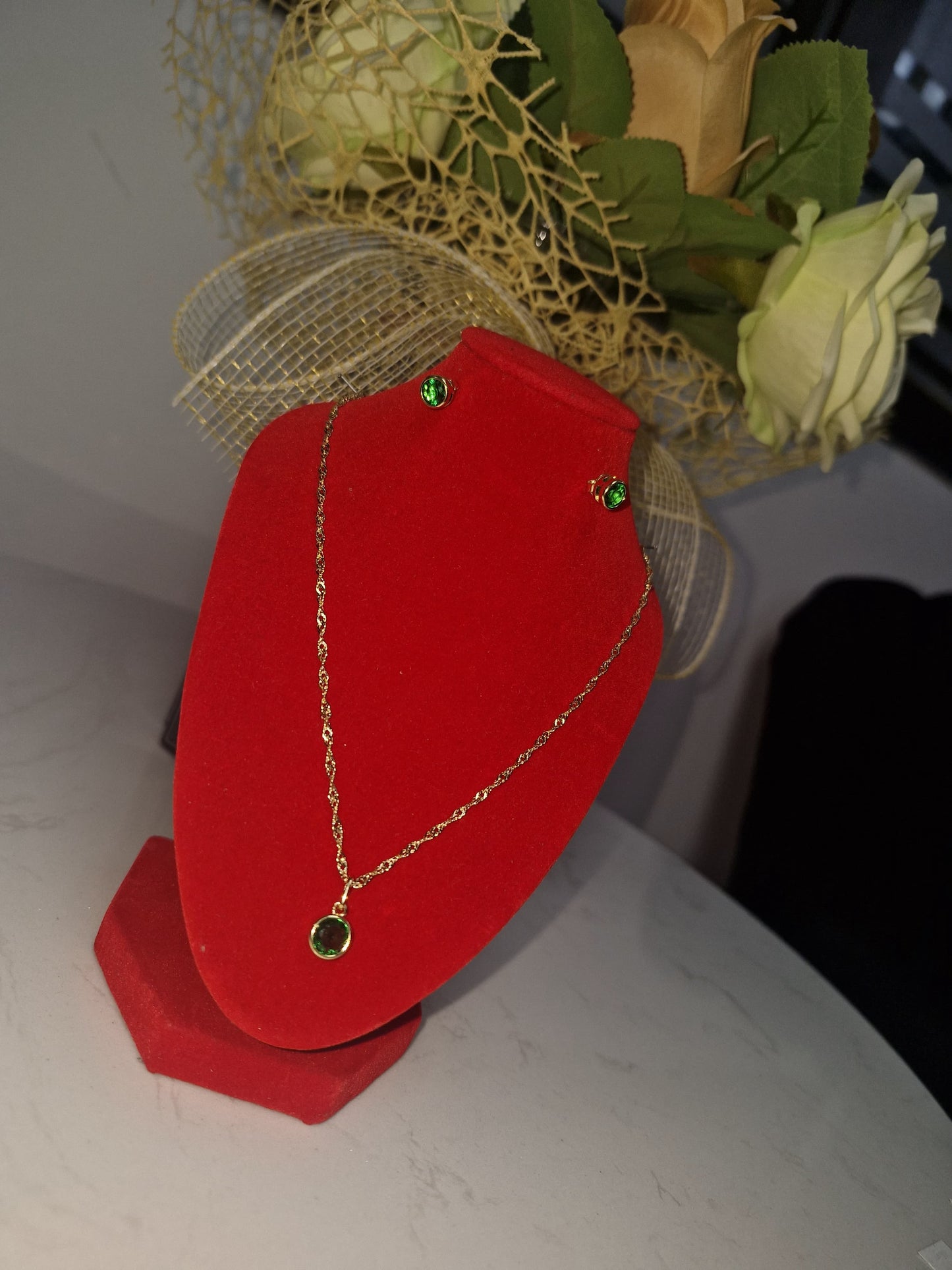 Juego Punto de Luz y Topos Green Circle Oro Laminado 18K