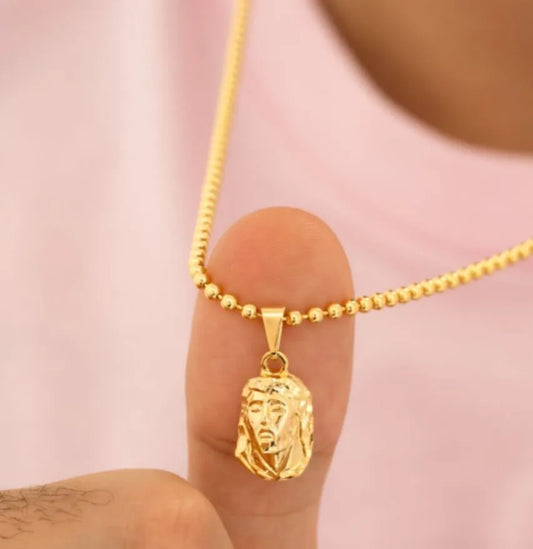 Colgante Rostro Mediano Tallado Oro Laminado 18k