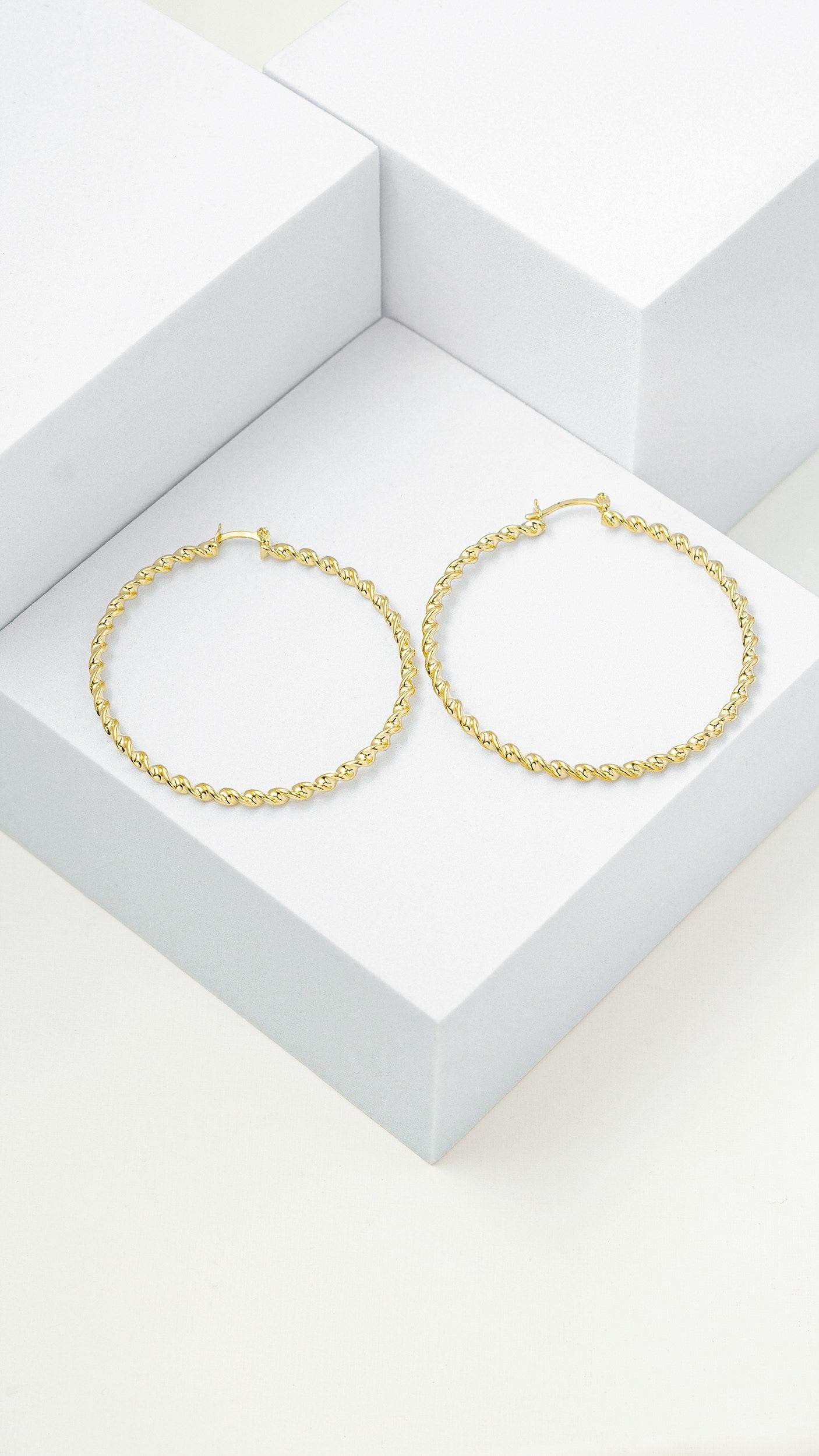 Aros Estilo Candonga Candy Oro Laminado 18k
