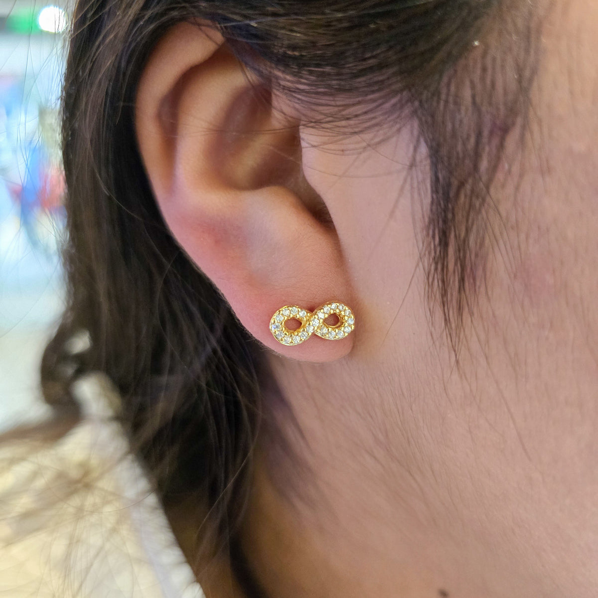 Arete Infinito Circonias Oro Laminado 18k