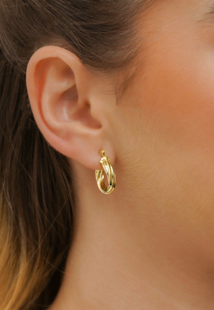 Aros Twisted Stripes 2cm Oro Laminado 18k