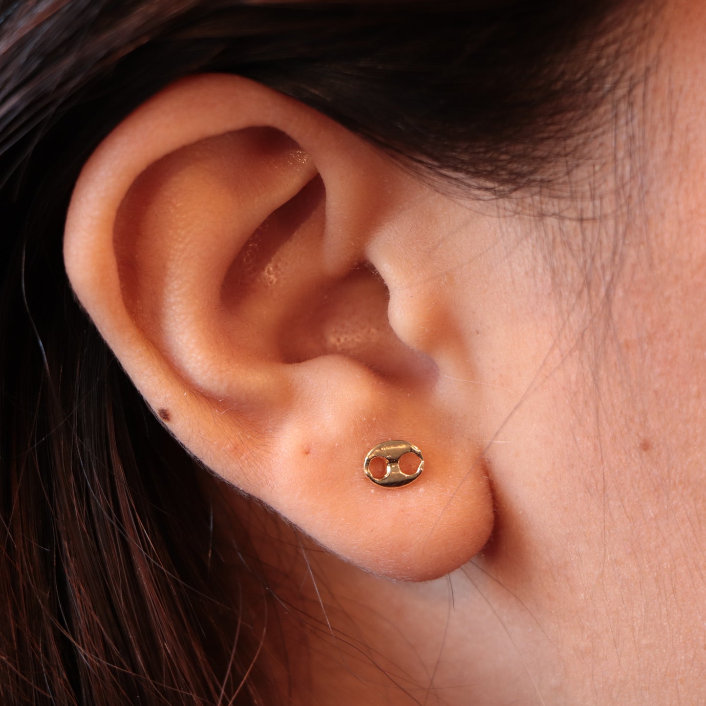Arete Topo Gucci Oro Laminado 18k