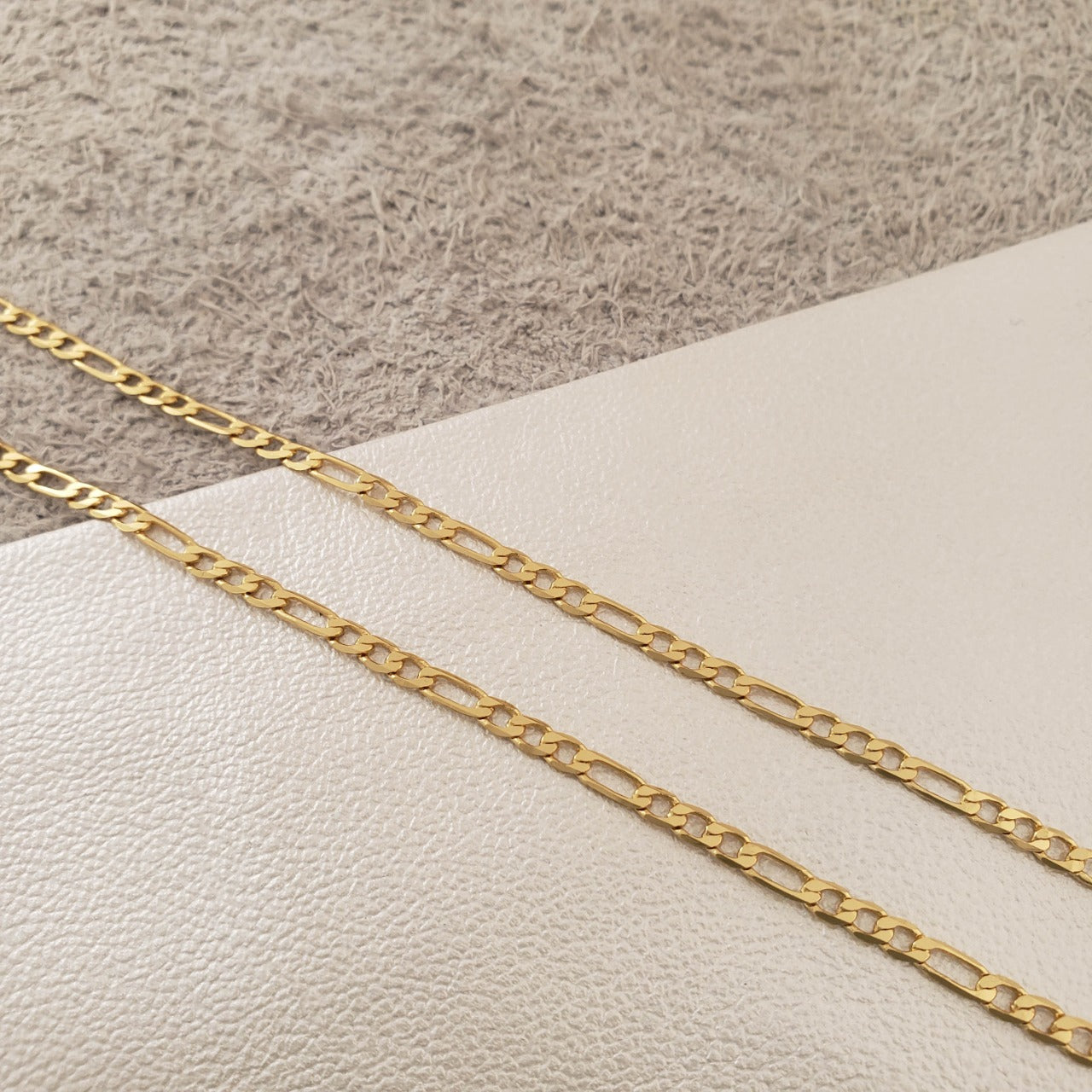 Cadena Tejido Cartier Clásica Semi Delgada Oro Laminado 18k