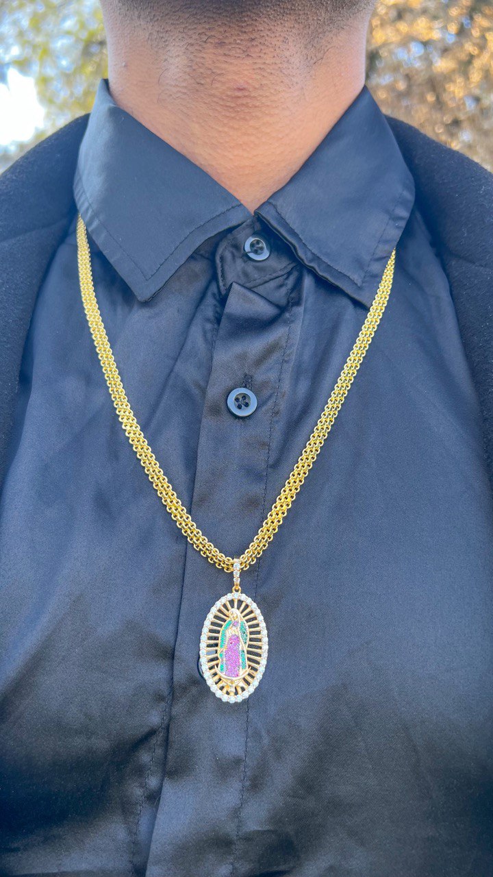 Cadena Tejido Chino Doble Carril Y Colgante Virgen De Guadalupe Swarovski Grande Oro Laminado 18k