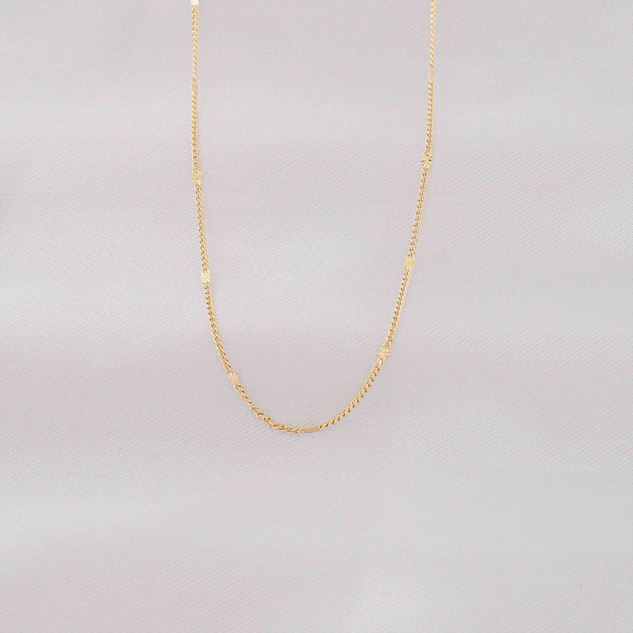 Cadena Cubana Con Destellos Oro Laminado 18k