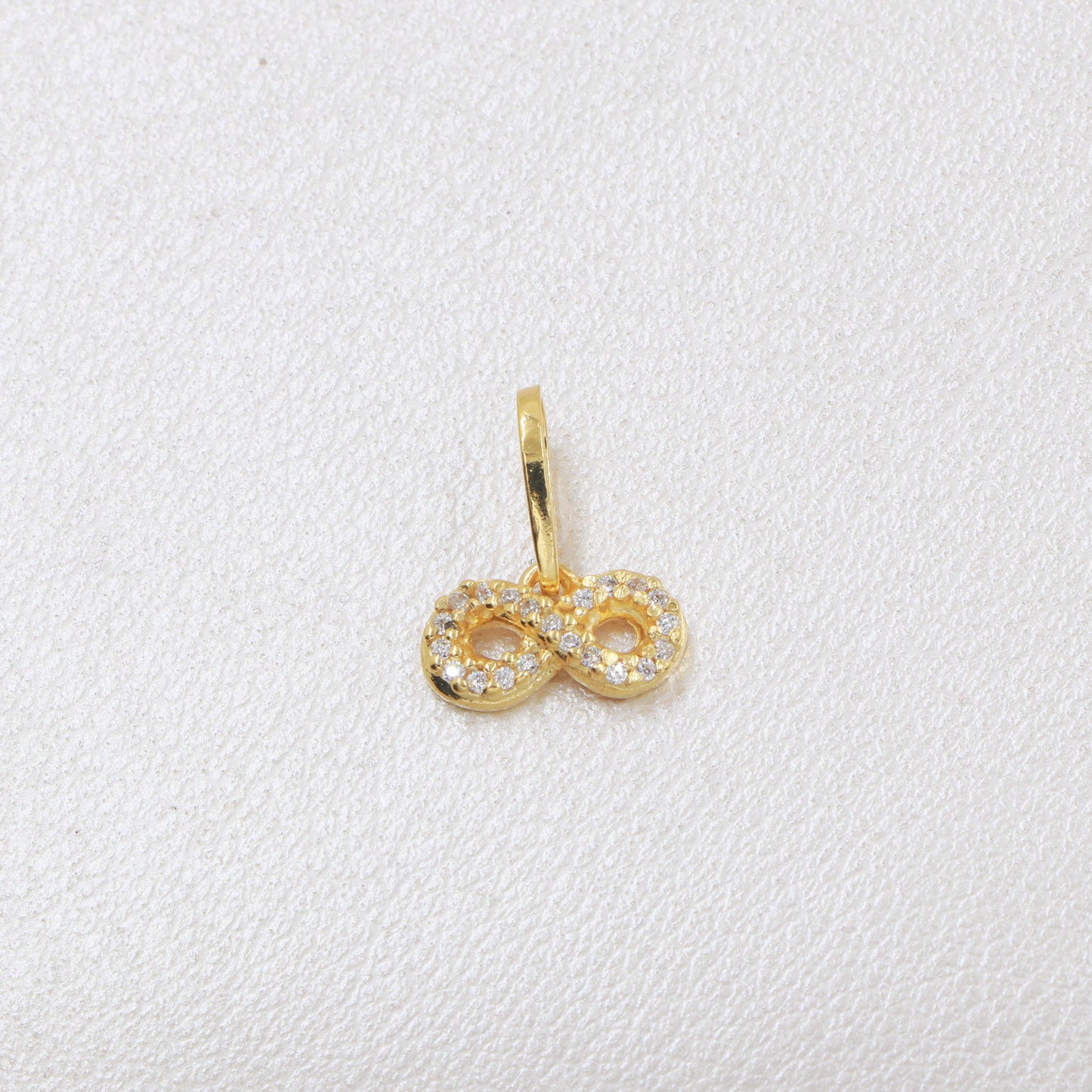 Colgante Infinito Con Circonias Oro Laminado 18k