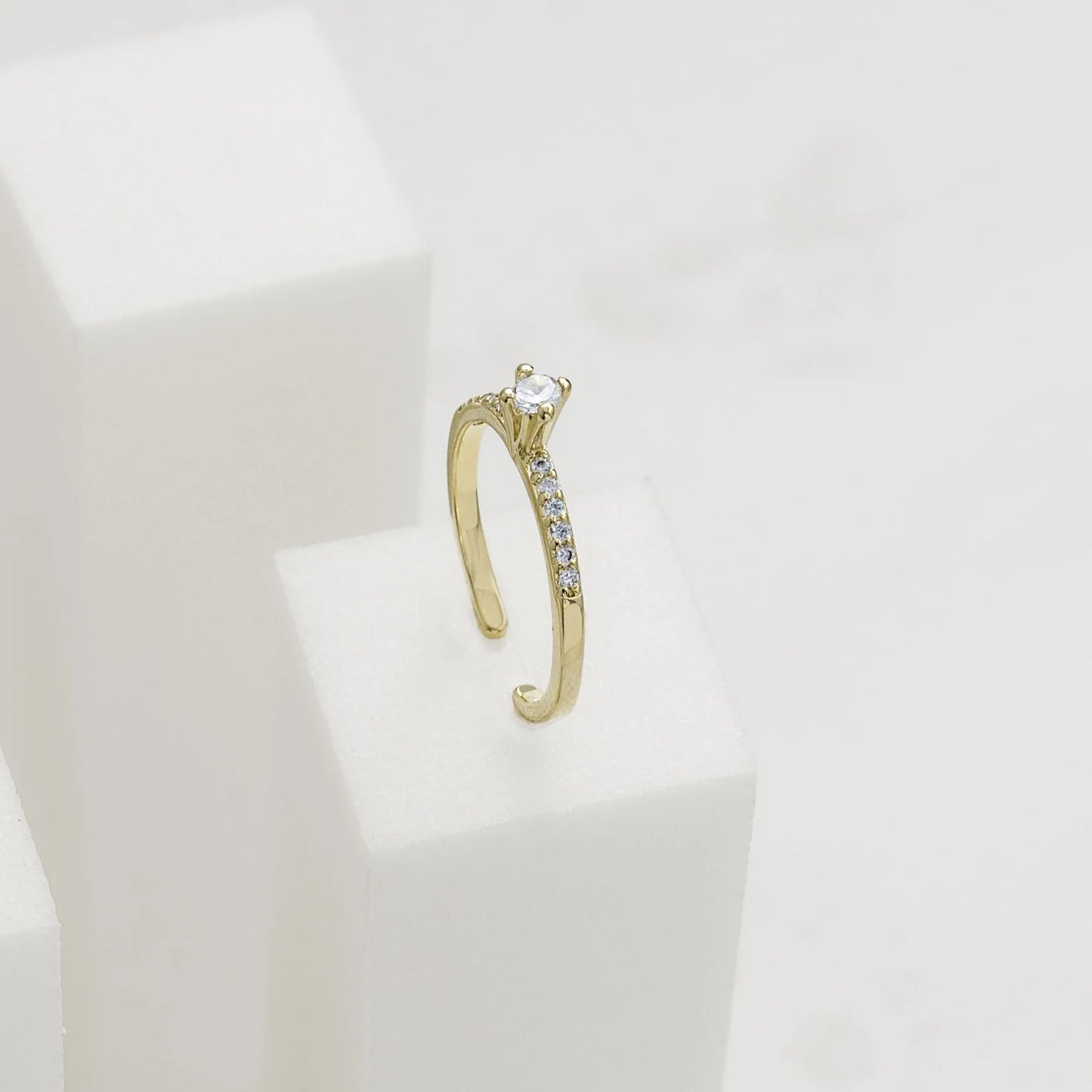 Anillo Promise Circonias Ajustable oro laminado 18k