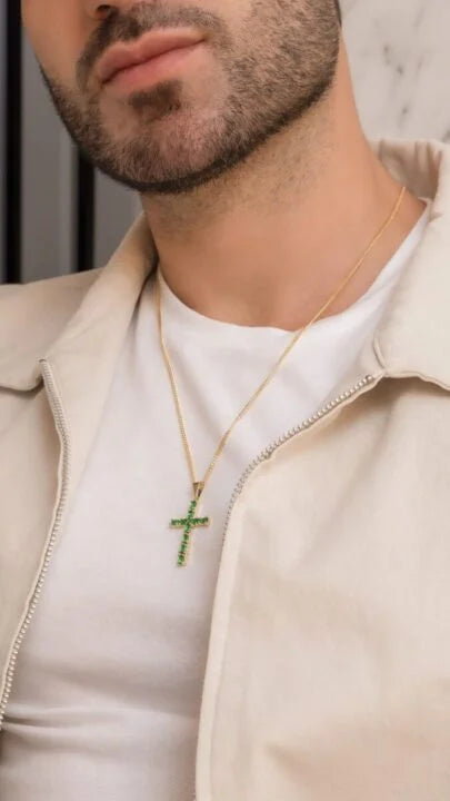 Colgante Cruz Esmeralda Oro Laminado 18k