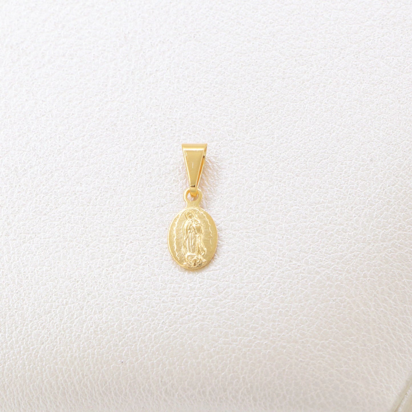 Colgante Guadalupe Mini Oro Laminado 18k