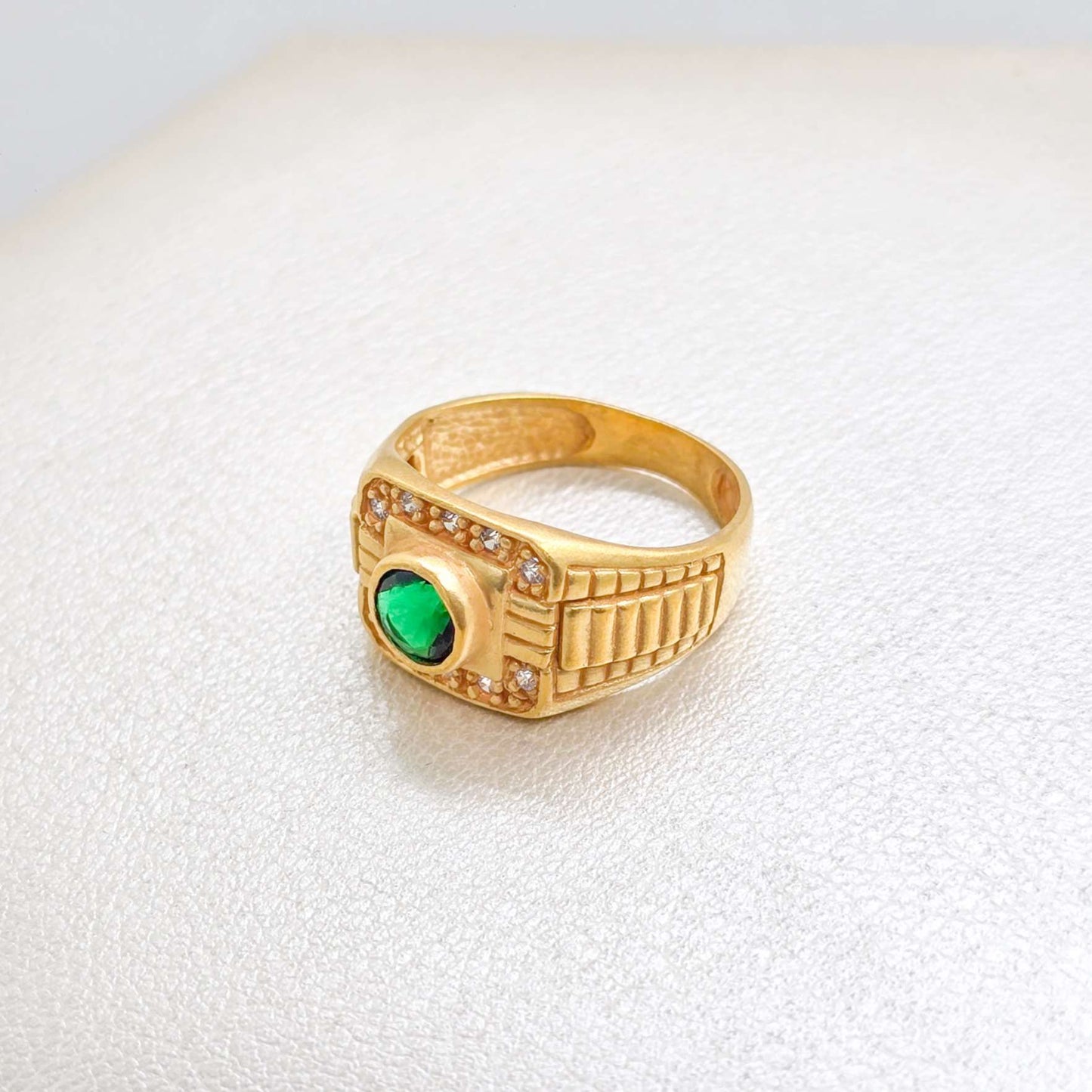 Anillo Cuadrado Core Band Oro Laminado 18K