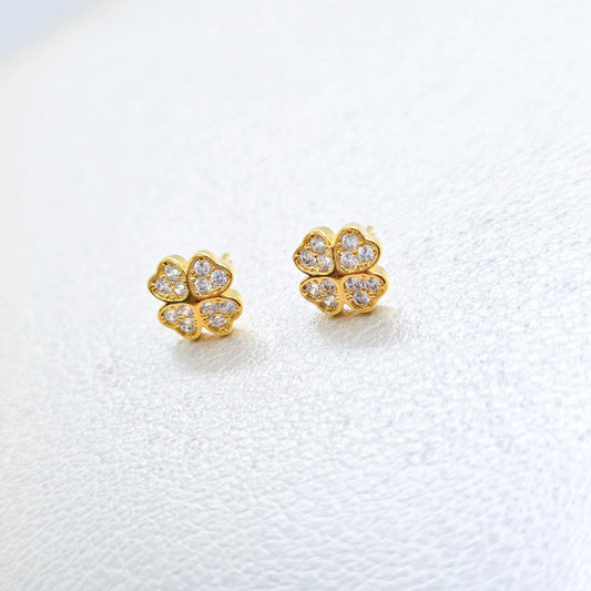 Arete Clover Circonias Oro Laminado 18k