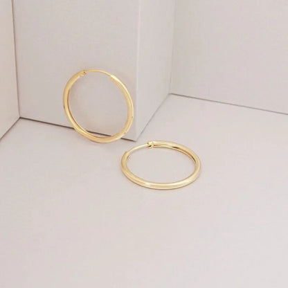 Aros Candonga Lisa Mediana Oro Laminado 18k