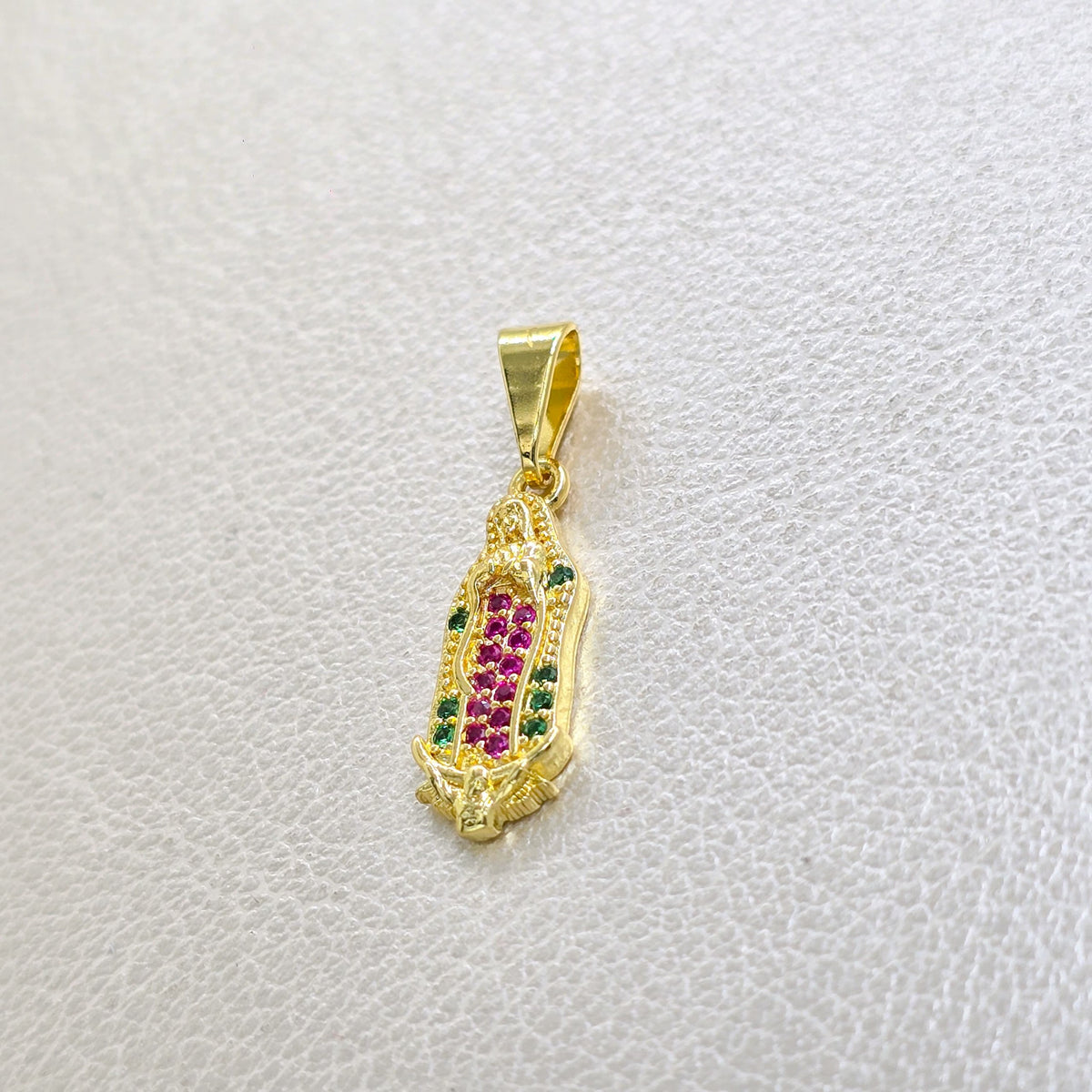 Colgante Guadalupe Silueta Colors Oro Laminado 18k