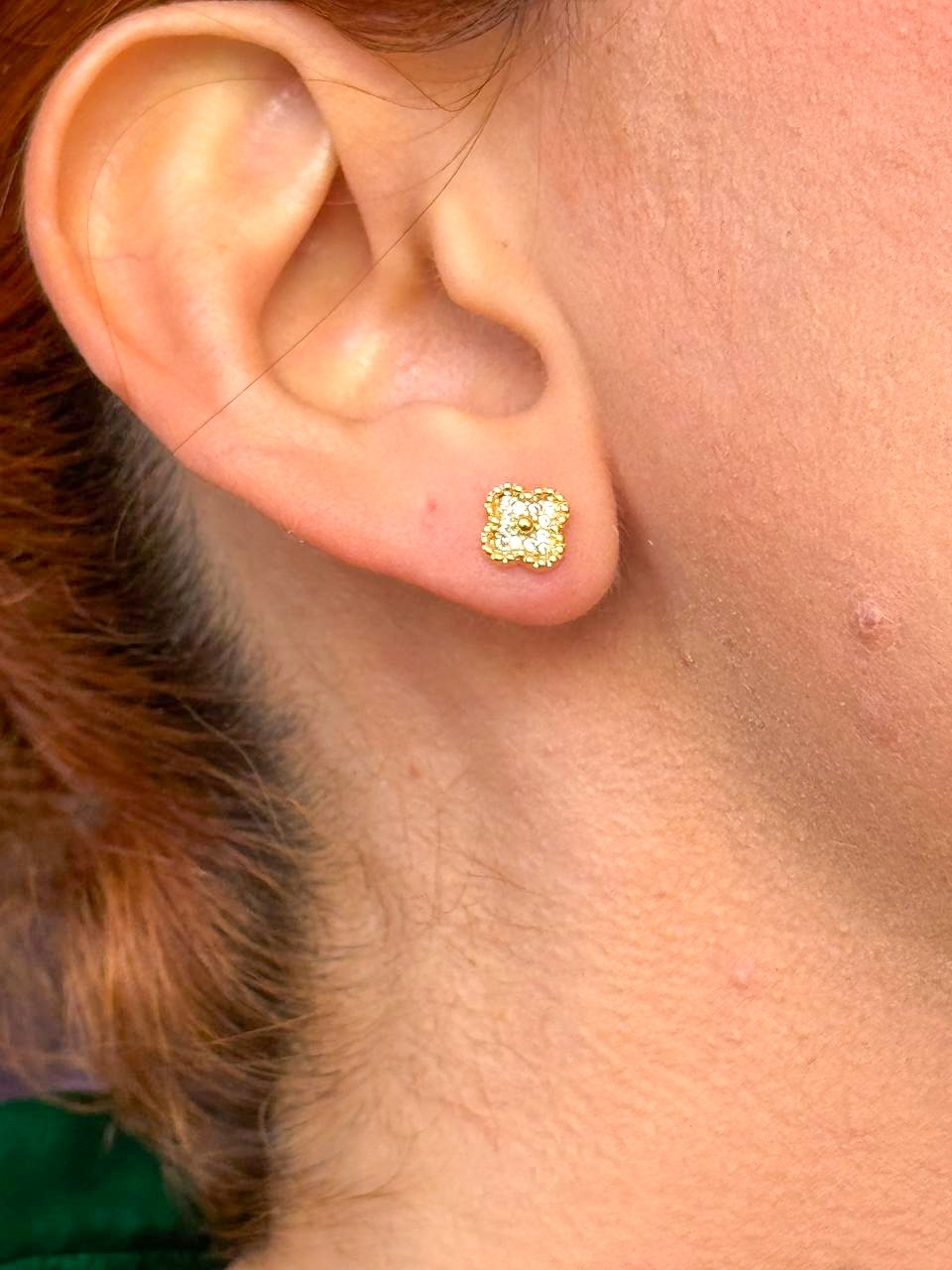 Aros Clover Circonias Punto Oro Laminado 18k
