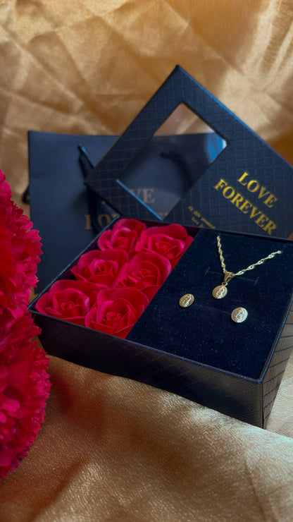 Especial Día de la madre Set Virgen de Guadalupe Oro Laminado 18k