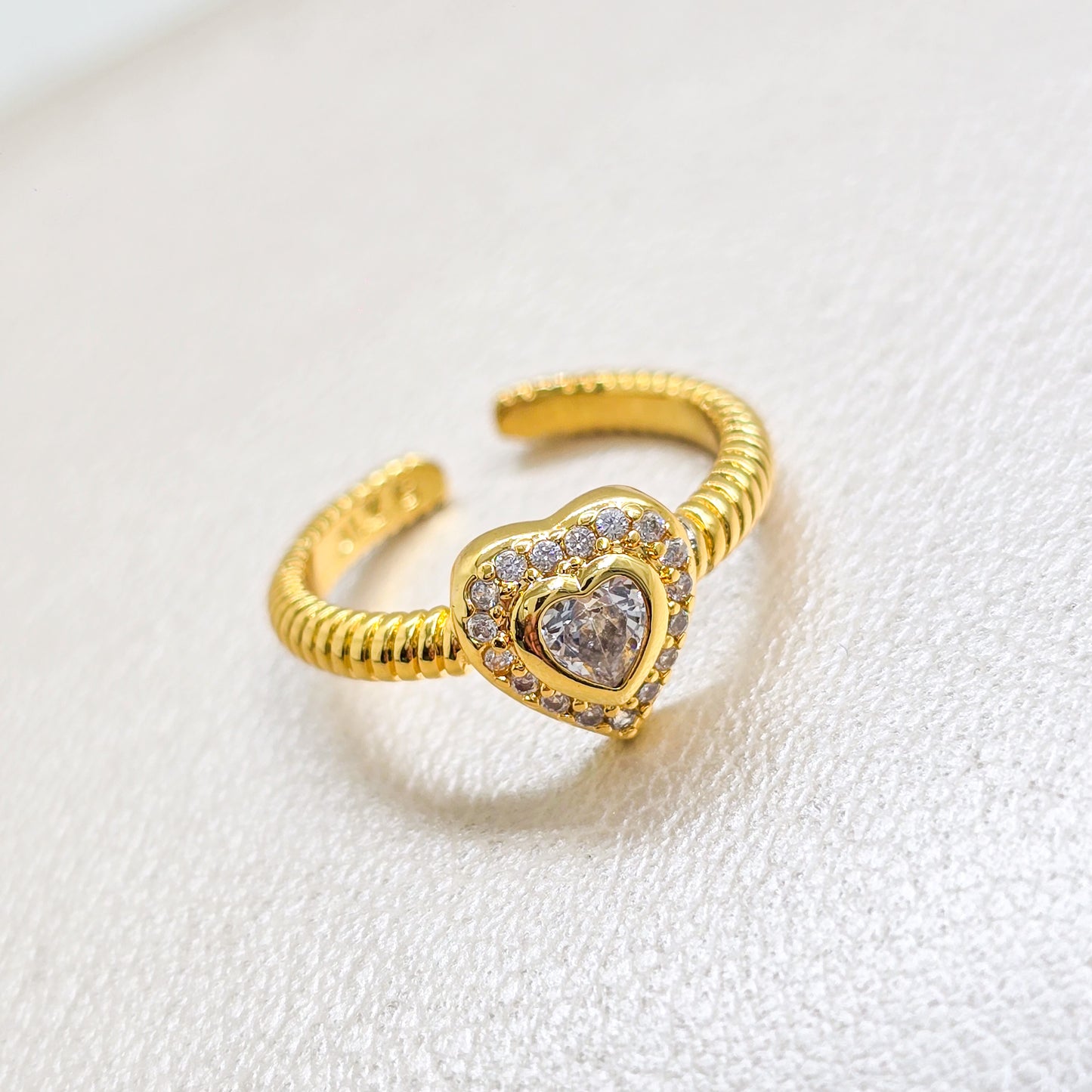 Anillo Cristal Love Oro Laminado 18k