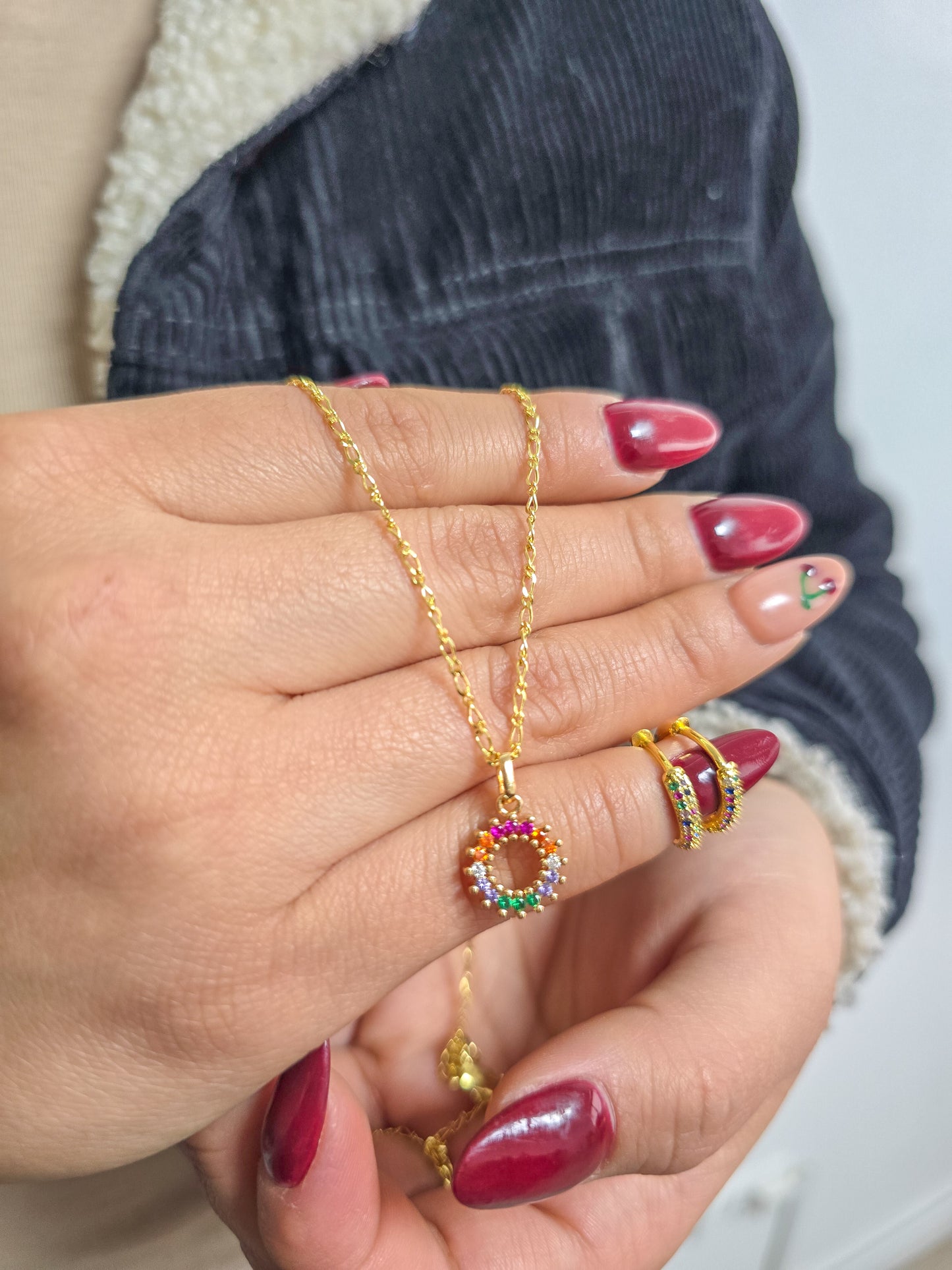 Set Cadena tejido 1x1, colgante y Arete Candonga Rainbow Colors Oro Laminado 18k