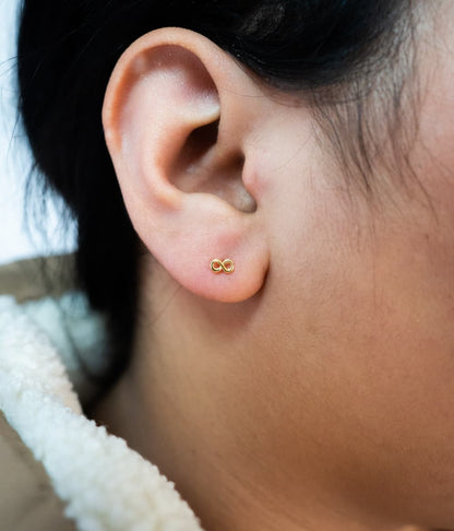 Aros Infinito Mini Oro Laminado1 8k