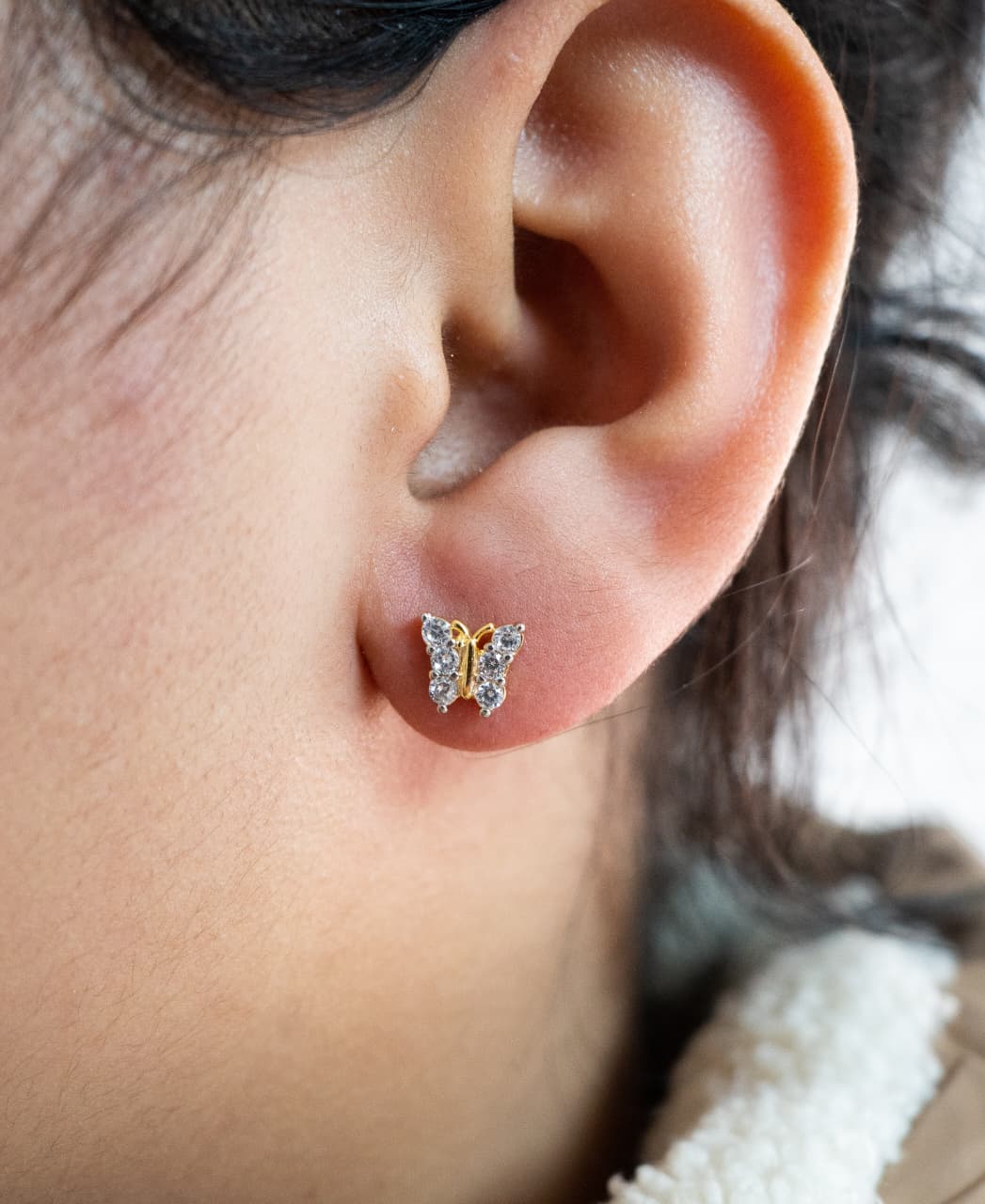 Aros Mariposa Pequeña Oro Laminado 18k