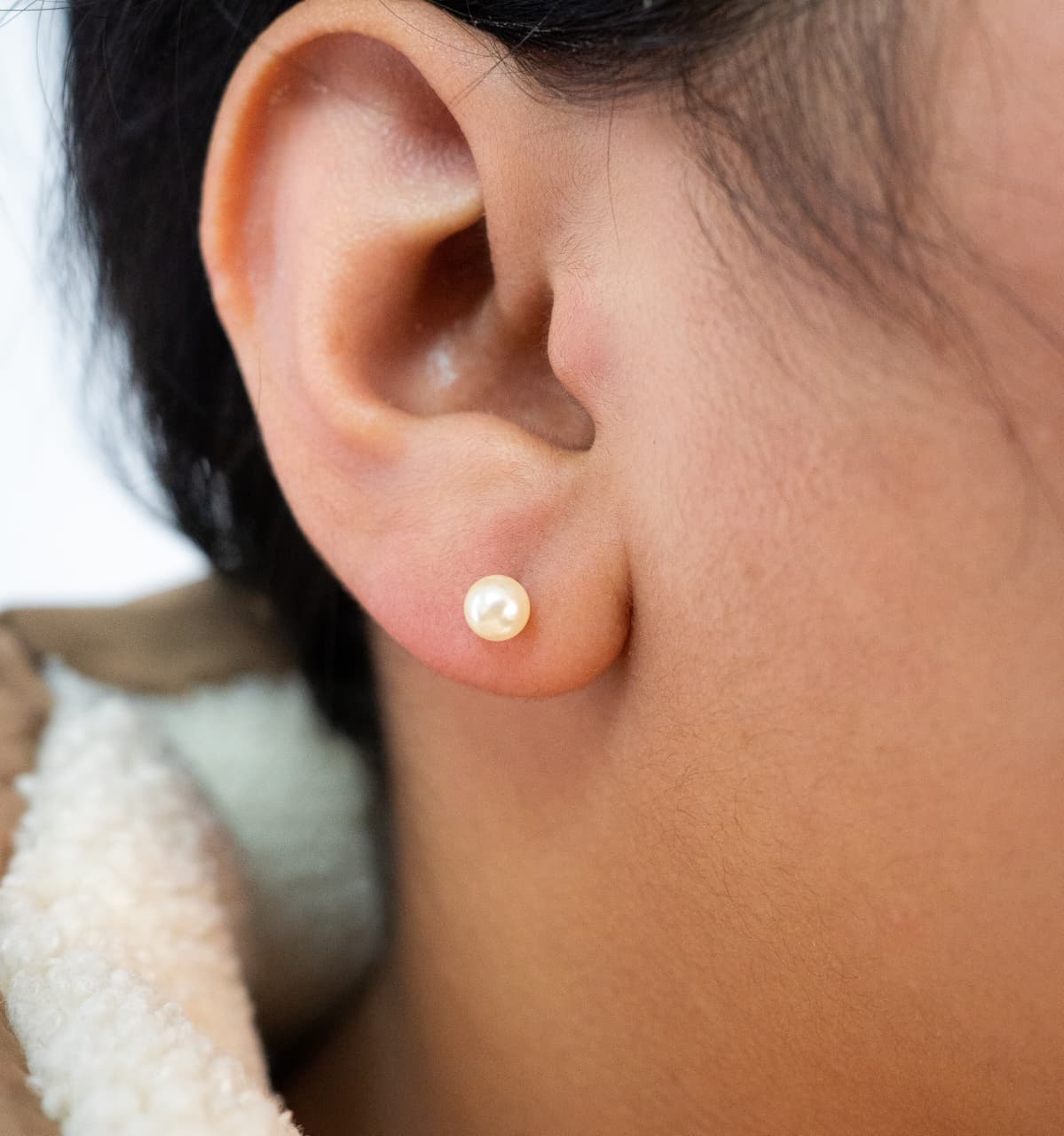 Aros Topo Perla 5mm Oro Laminado 18k