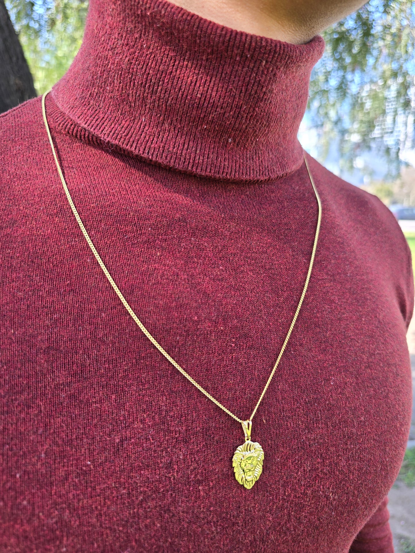 Cadena Cubana Delgada Y Dije Silueta León Oro Laminado 18k