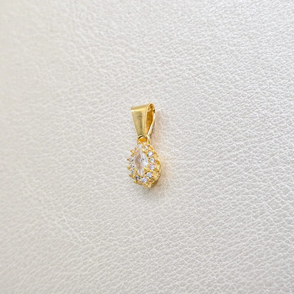 Dije Ovalado Pequeño Circonias Oro Laminado 18K