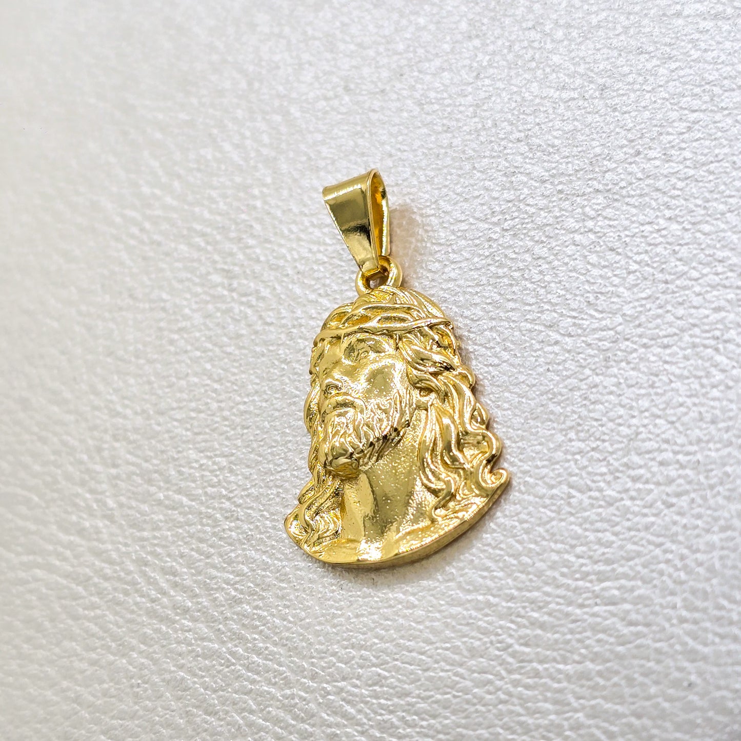 Colgante Divino Rostro 2.3cm Oro Laminado 18k