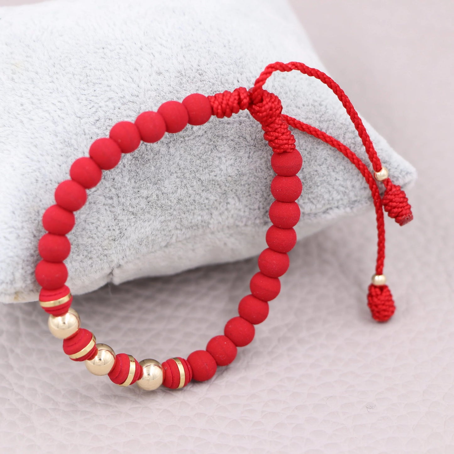 Brazalete Rojo Balín Oro Laminado 18k