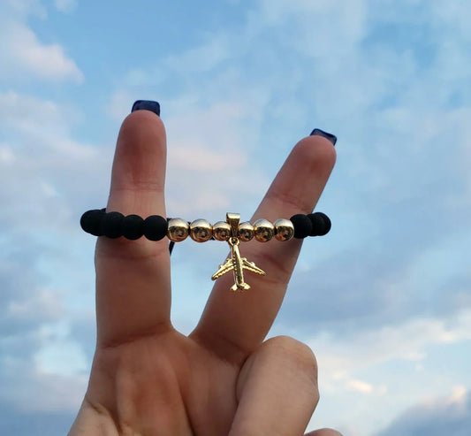 Brazalete Con Colgante Avión Balín Oro Laminado 18k