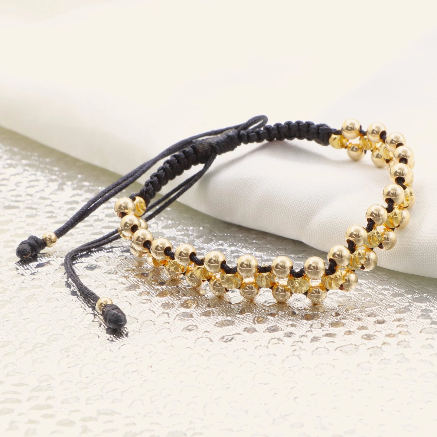 Brazalete Tejido Macramé Cruzado Oro Laminado 18k