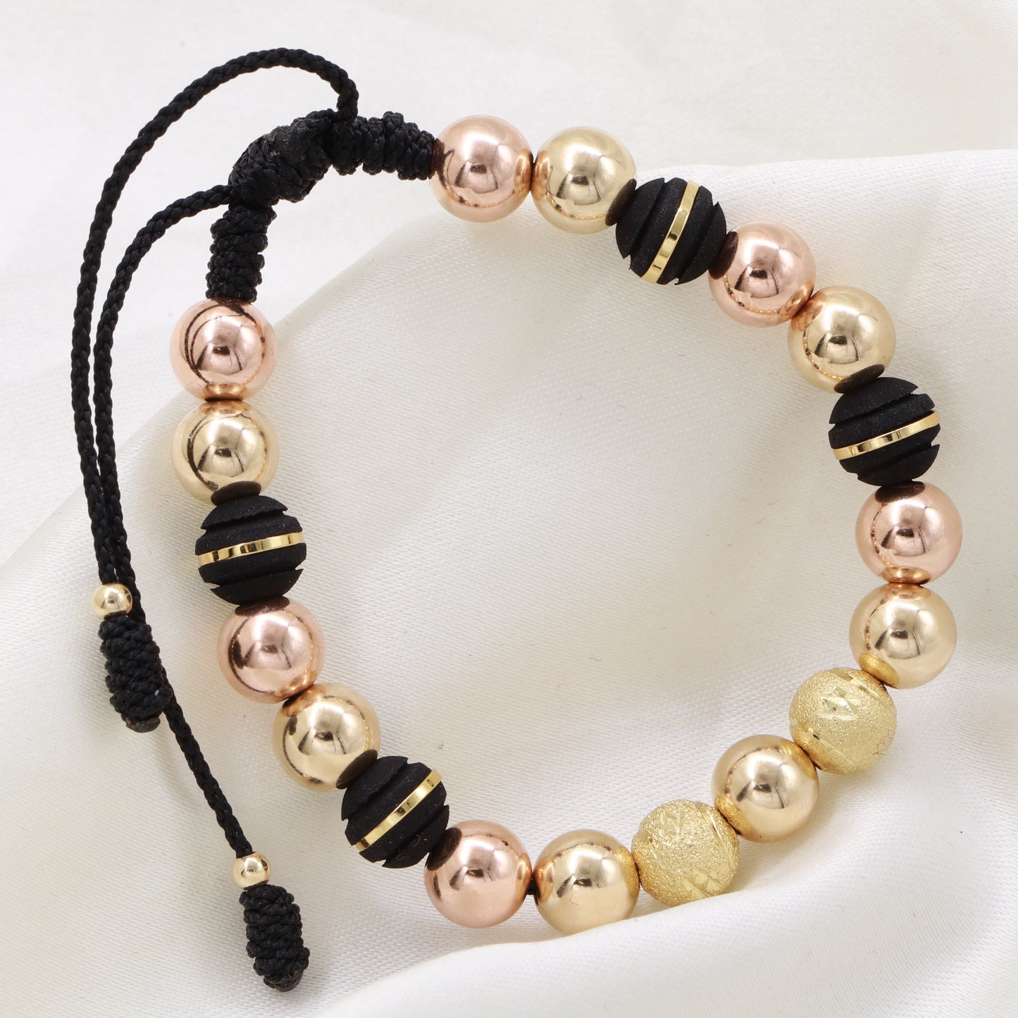 Brazalete Negro Balín Oro Laminado 18k