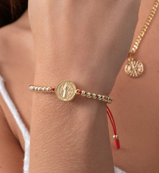 Brazalete San benito En Oro Laminado 18k