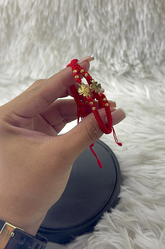 Brazalete Ajustable Con Trébol De La Fortuna En Oro Laminado 18K